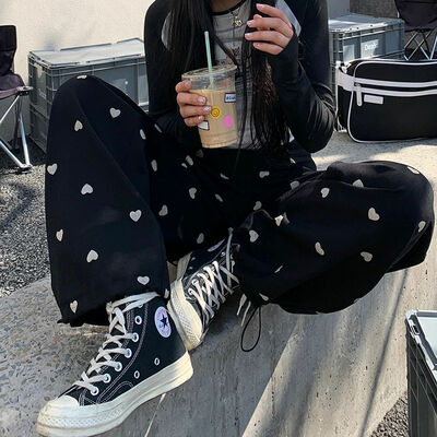 Black Heart Loose High Waist Pants