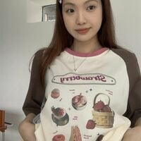 Strawberry Cake Print Short Sleeve T-shirt  - Thumbnail 1