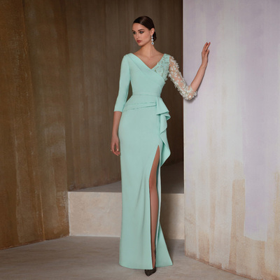 Elegant mother of the bride /groom dresses v neck 3/4 sleeves mermaid wedding party gowns with applique floor length front slit