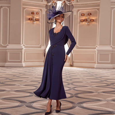 Elegant navy mother of the bride/ groom dresses o neck long sleeves wedding party gowns appliques mermaid tea-length 