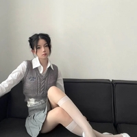 Vintage Grey Sweater Vest  - Thumbnail 4