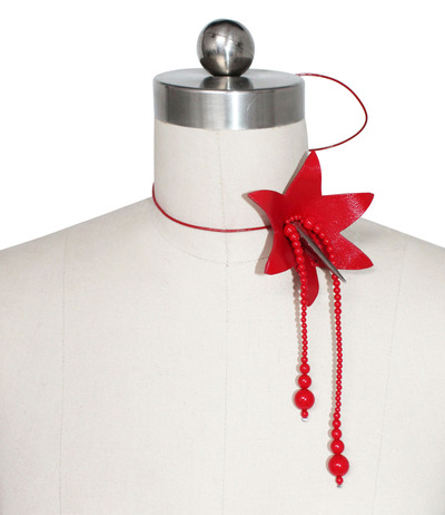 Star Bloom Choker ( Red )