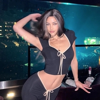 Black Crop Top With Pink Bow - Thumbnail 3