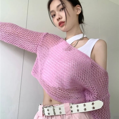 Pink hollow out knit cropped sweater 