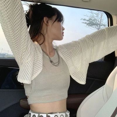 White hollow out cropped cardigan 