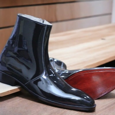 Black color stylish side zipper style patent leather men's designer boots - Thumbnail 1