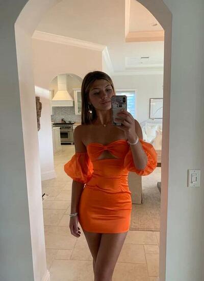 Sexy Off Shoulder Orange Short Homecoming Dresses，1592