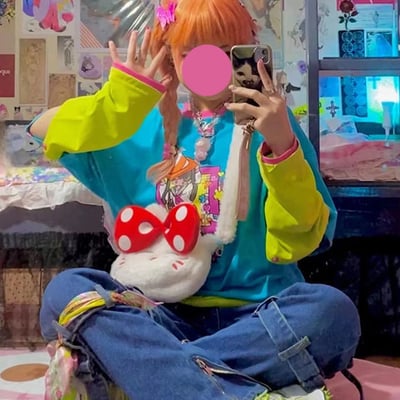 Colorful anime girl graphic print short sleeve t-shirt 