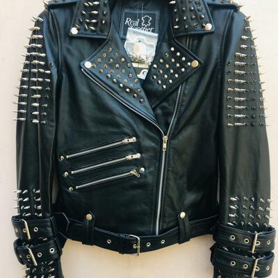 Handmade women black punk silver spiked studded leather biker jacket - Thumbnail 5