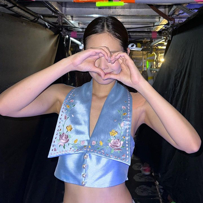 Blue Flower Embroidery Collar Vest Top