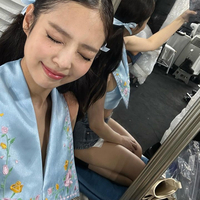 Blue Flower Embroidery Collar Vest Top - Thumbnail 3