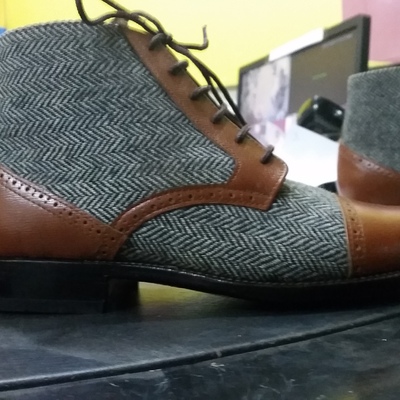 Brown leather and tweed contrast ankle chukka lace up boot - Thumbnail 5