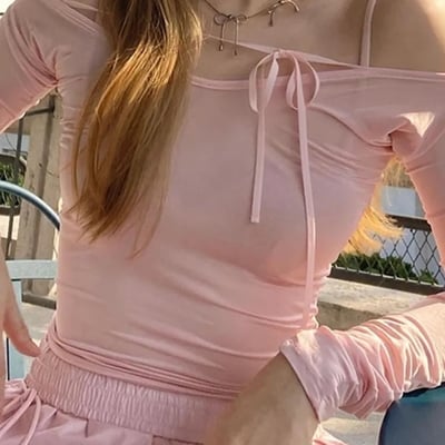 Pink bow off shoulder long sleeve top - Thumbnail 2