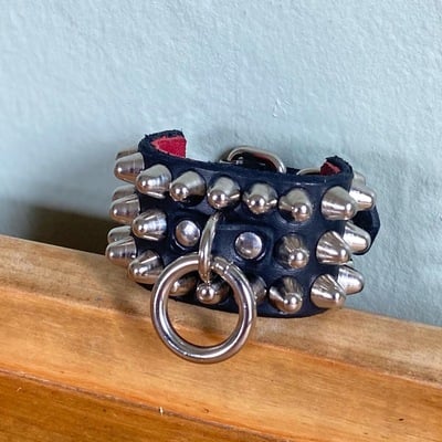 3-row bondage cuff