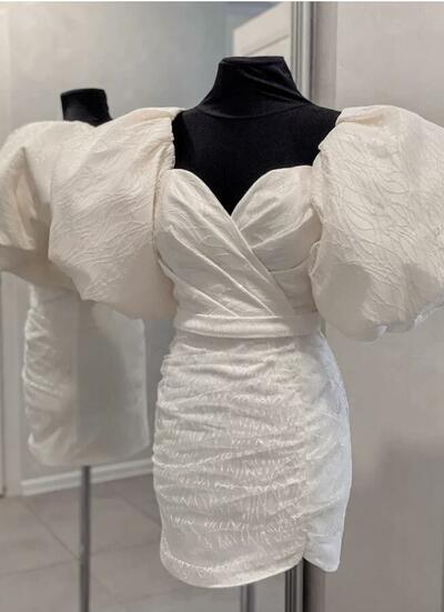 Short wedding dress with puff sleeves Bridal gown mini Wedding dress and veil Short sleeve wedding dress simple，1635