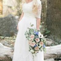 Country/Western Modest V-Neck Half-Sleeves Lace Casual Draping Multi-Layer Wedding Dress,958 - Thumbnail 1