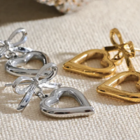HEART BOW EARRINGS  - Thumbnail 3