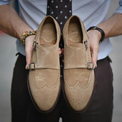 Men's beige suede decent style wingtip formal shoes