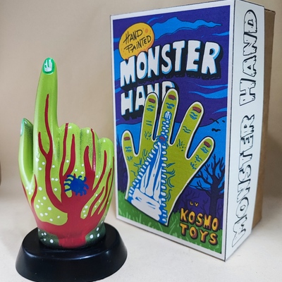 Monster hand (b)