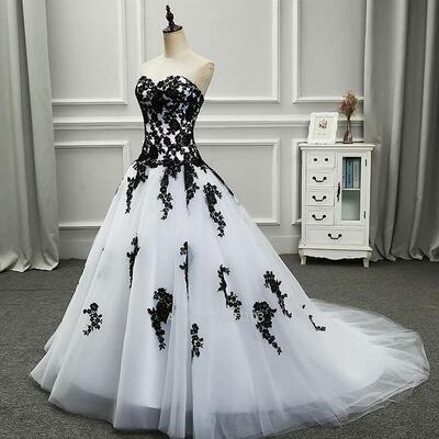 Elegant white and black lace appliqued prom dresses 