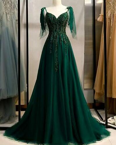 Beautiful A-line Green Chiffon Beading Prom Dresses