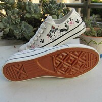 New cute hand-painted cat shoes - Thumbnail 1