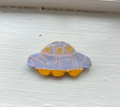 UFO clay pin