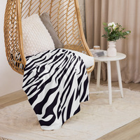 Sherpa blanket - Thumbnail 9