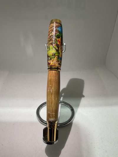 Ashdown Forest pen (Pooh with ballon)