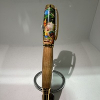 Ashdown Forest pen (Pooh with ballon) - Thumbnail 1