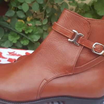 Brown leather custom made men's handmade jodhpur rounded strap boot - Thumbnail 3