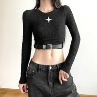 Black Star Long Sleeve Cropped Top - Thumbnail 2