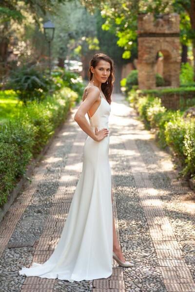 Mermaid V Neck Satin Prom Dresses with Split