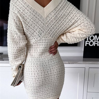 Solid Color Women'S V-Neck Elegant Long Sleeved Dress - Thumbnail 4