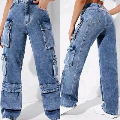 Deep pocket denim jeans
