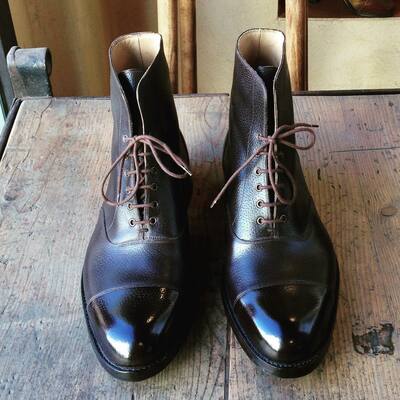 Black calf leather ankle high lace up boot - Thumbnail 4