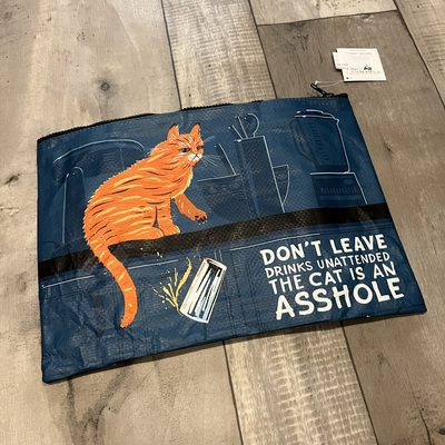 Zipper folder - don't leave drinks unattended