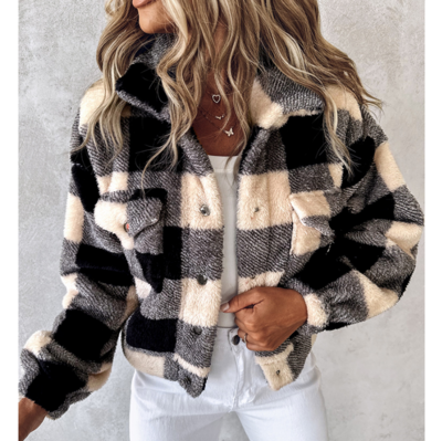 Temperament Plaid Long Sleeved Jacket