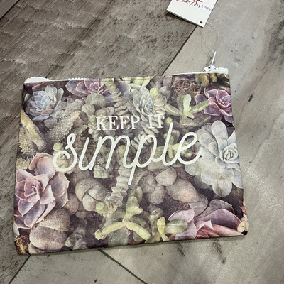 Zipper wallet- keep it simple