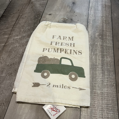 Farm fresh pumpkins- tea towel