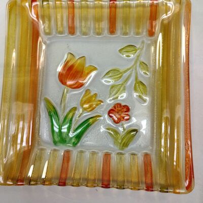 Fused art glass hand painted tulips floral plate by ganz