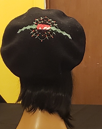 Holly beret (black)