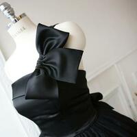 Elegant Short Black Prom Dress With Bow - Thumbnail 3