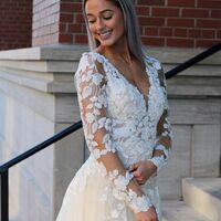 Elegant A Line V Neck Long Sleeves Lace Wedding Dresses，1651 - Thumbnail 1