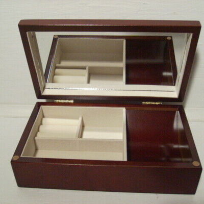 Vintage wooden jewelry chest w/ inlaid floral designs