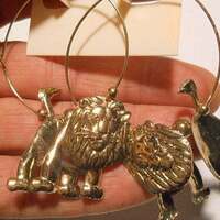 Eye Catching Lion Puzzle Gold Hoop Dangle Fashion Earrings GP - Thumbnail 3