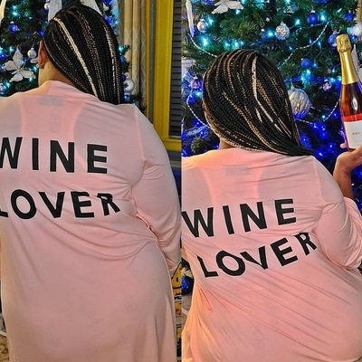 Lightweight wine lover robe