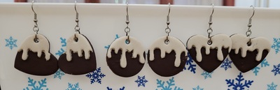 Figgy pudding earrings