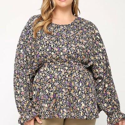 Plus floral blouse