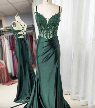 Green Prom Dresses Spaghetti Straps with Leaves Appliques